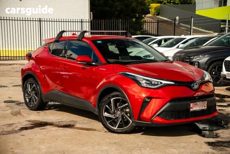 Red 2022 Toyota C-HR Wagon Koba (2Wd)
