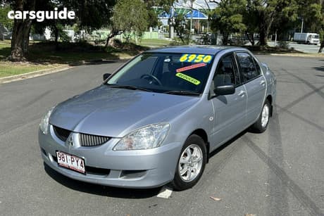 Silver 2004 Mitsubishi Lancer Sedan Ls