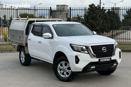 White 2022 Nissan Navara Ute Tray ST