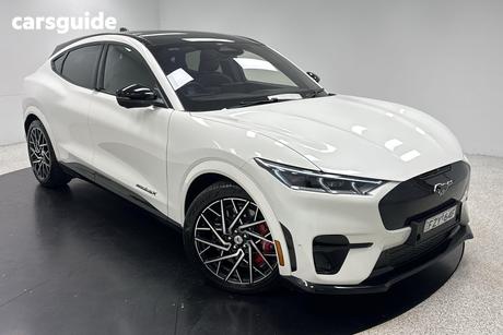White 2023 Ford Mustang Mach-E Wagon Gt