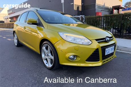 Gold 2011 Ford Focus Hatchback Titanium