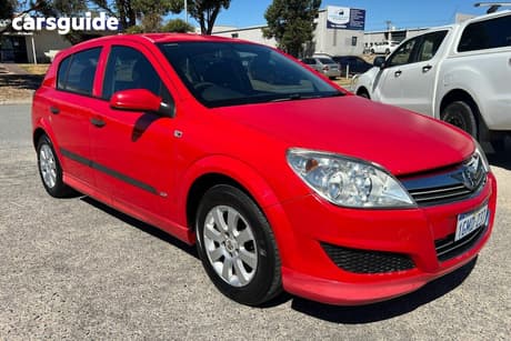 Red 2008 Holden Astra Hatchback Cd