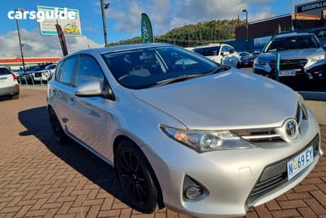 Silver 2014 Toyota Corolla Hatchback Ascent