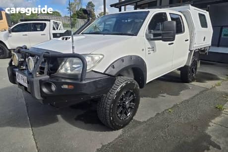 White 2011 Toyota Hilux Dual Cab Chassis Sr (4X4)
