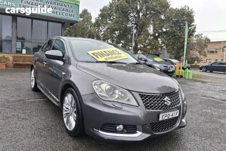 Grey 2014 Suzuki Kizashi Sedan Sport Prestige