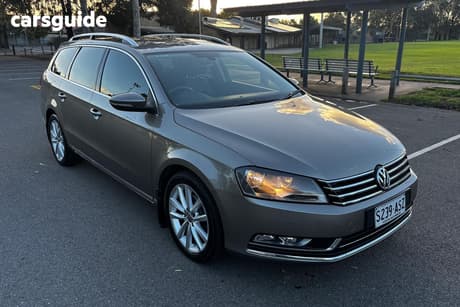 Brown 2012 Volkswagen Passat Wagon 125 Tdi Highline