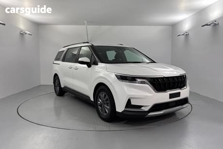 White 2024 Kia Carnival Wagon S
