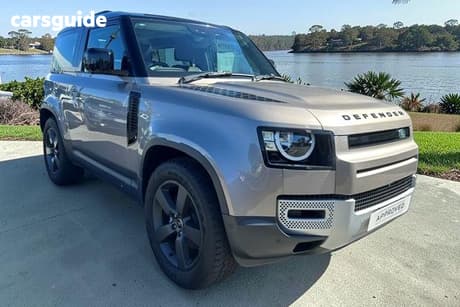 Bronze 2023 Land Rover Defender Wagon 90 D250 S (183Kw)