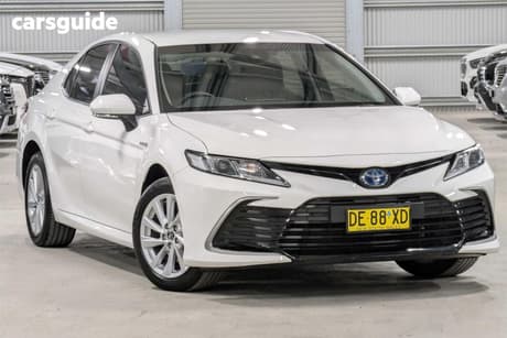 White 2023 Toyota Camry Sedan Ascent