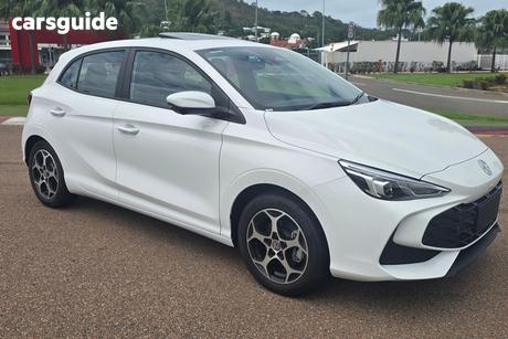 White 2025 MG MG3 Hatchback Essence