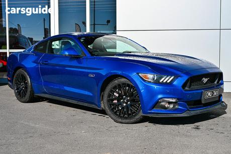 Blue 2017 Ford Mustang Coupe Fastback Gt 5.0 V8