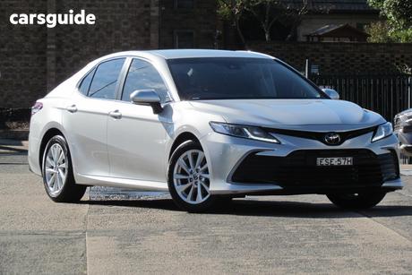 Silver 2021 Toyota Camry Sedan Ascent