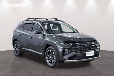 White 2025 Hyundai Tucson Wagon Premium Hybrid (Awd)