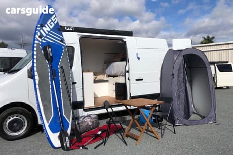 White 2018 Renault Master Van Mwb Mid