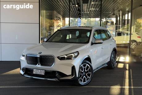 White 2024 BMW IX1 Wagon Edrive20 Xline