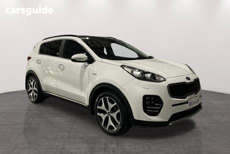 White 2017 Kia Sportage Wagon Gt-Line (Awd)