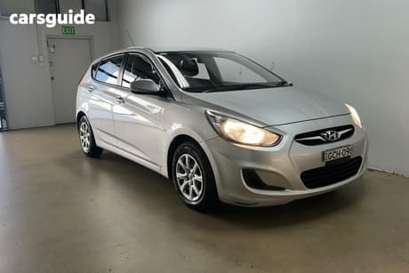 Silver 2011 Hyundai Accent Hatchback Active