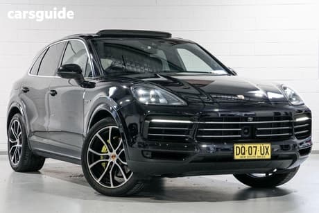 Black 2018 Porsche Cayenne Wagon E-Hybrid