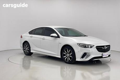 White 2018 Holden Commodore Liftback Rs