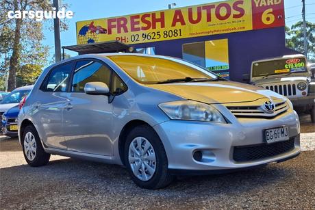Silver 2010 Toyota Corolla Hatchback Ascent