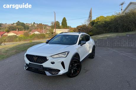 White 2025 Cupra Formentor Wagon Vzx