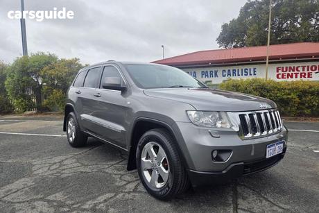 Grey 2011 Jeep Grand Cherokee Wagon Laredo (4X4)