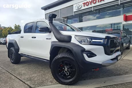 White 2023 Toyota Hilux Double Cab Pick Up Gr-Sport (4X4)