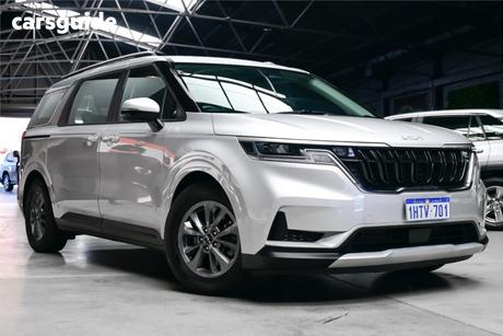 Silver 2023 Kia Carnival Wagon S