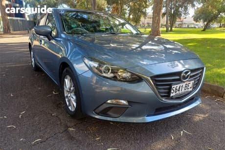 Blue 2015 Mazda 3 Hatchback Neo