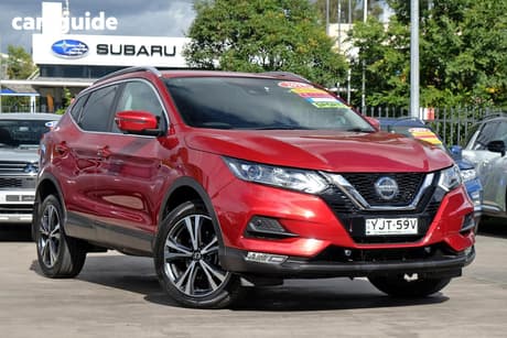 Red 2019 Nissan Qashqai Wagon St-L (5Yr)