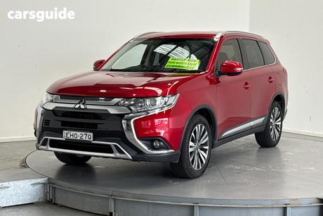 Red 2020 Mitsubishi Outlander Wagon Ls 7 Seat (2Wd)