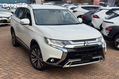 White 2019 Mitsubishi Outlander Wagon Ls 7 Seat (Awd)