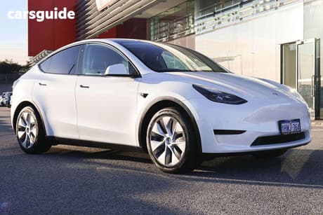 White 2023 Tesla Model Y Wagon Rear-Wheel Drive