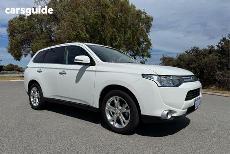 White 2012 Mitsubishi Outlander Wagon Aspire (4X4)
