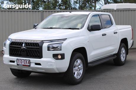 White 2025 Mitsubishi Triton Double Cab Pick Up Glx+ (4X4)