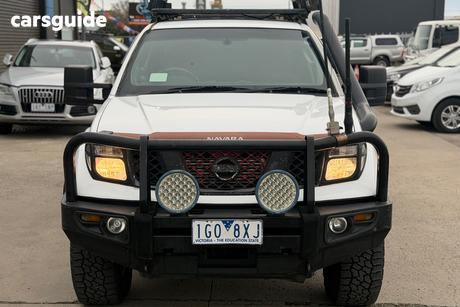 White 2009 Nissan Navara Dual Cab Pick-up St (4X4)