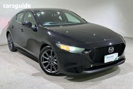 Black 2022 Mazda 3 Hatchback G20 Evolve Vision
