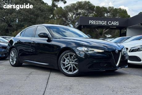Black 2019 Alfa Romeo Giulia Sedan Super Petrol