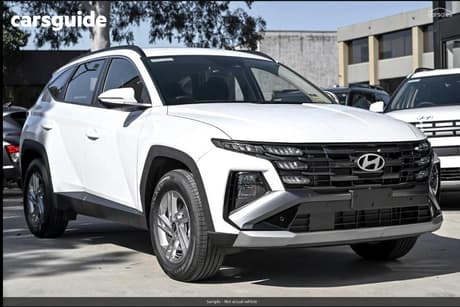 White 2026 Hyundai Tucson Wagon (Fwd)