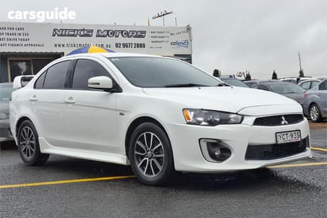 White 2017 Mitsubishi Lancer Sedan Es Sport