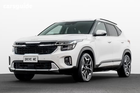 White 2023 Kia Seltos Wagon Gt-Line (Awd) (Two-Tone)