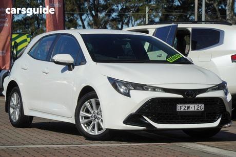 White 2024 Toyota Corolla Hatchback Ascent Sport