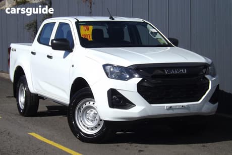 White 2026 Isuzu D-MAX Crew Cab Utility Sx (4X4)