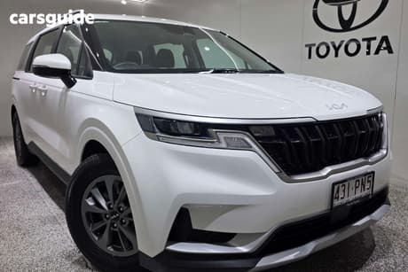 White 2023 Kia Carnival Wagon S