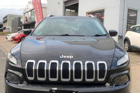Black 2014 Jeep Cherokee Wagon Longitude (4X4)