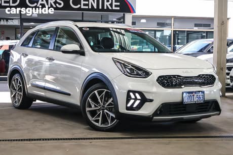 White 2022 Kia Niro Wagon Phev Sport (Hybrid)