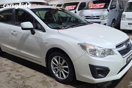 White 2014 Subaru Impreza Hatchback 2.0I (Awd)