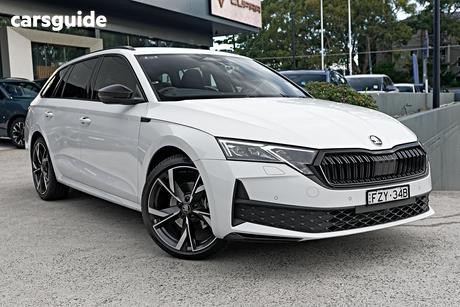 White 2025 Skoda Octavia Wagon Sportline 110Tsi