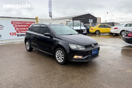 Black 2016 Volkswagen Polo Hatchback 81 Tsi Comfortline