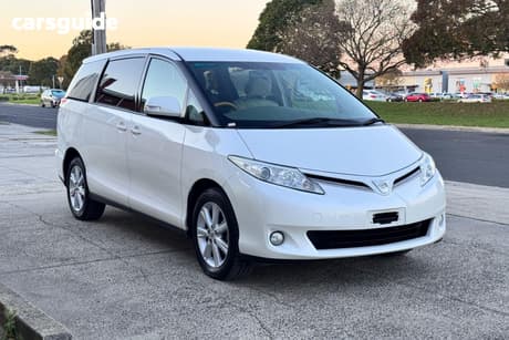 White 2009 Toyota Estima SUV G